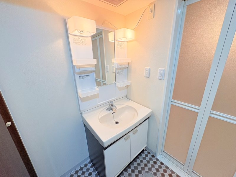 洗面設備　シャンプードレッサー