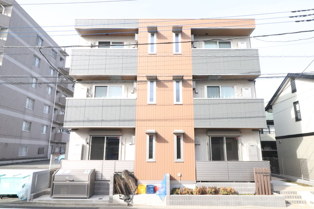 建物外観　近隣の物件を多数ご紹介できます☆