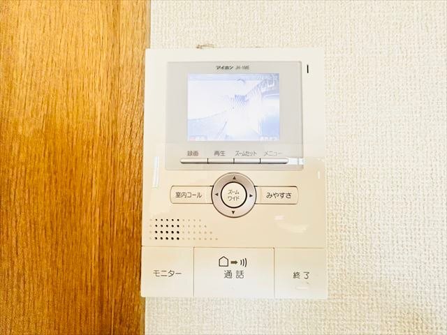 セキュリティ　同一建物内３０５号室内装写真転載