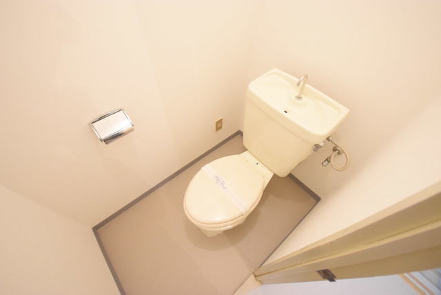 トイレ　トイレ