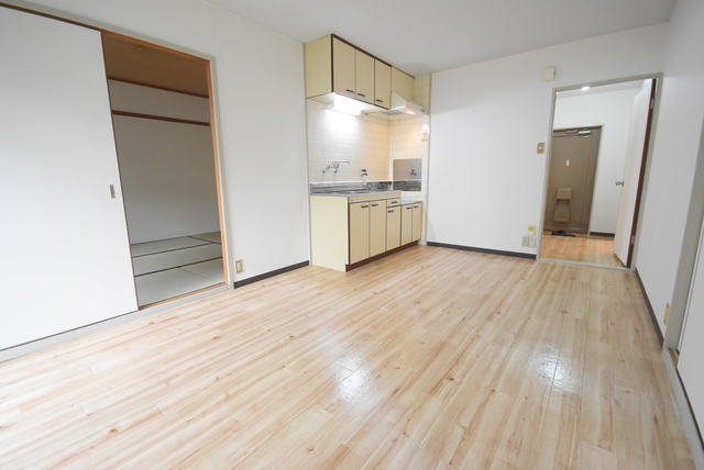 居室・リビング　リビング