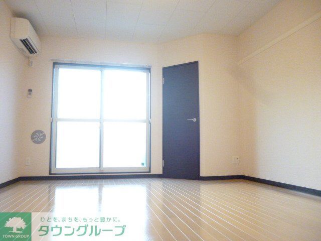 居室・リビング　設備・仕様は号室により異なる為、現況を優先致します。