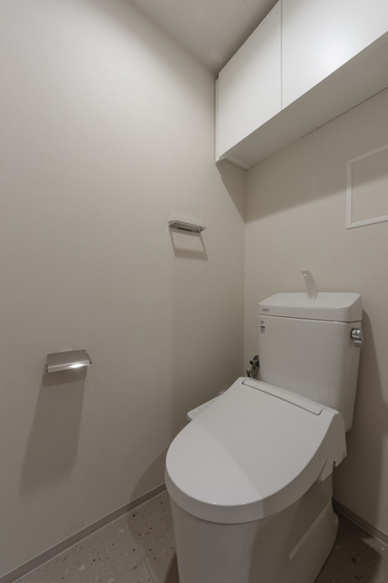 トイレ　※写真は同タイプ住戸です。