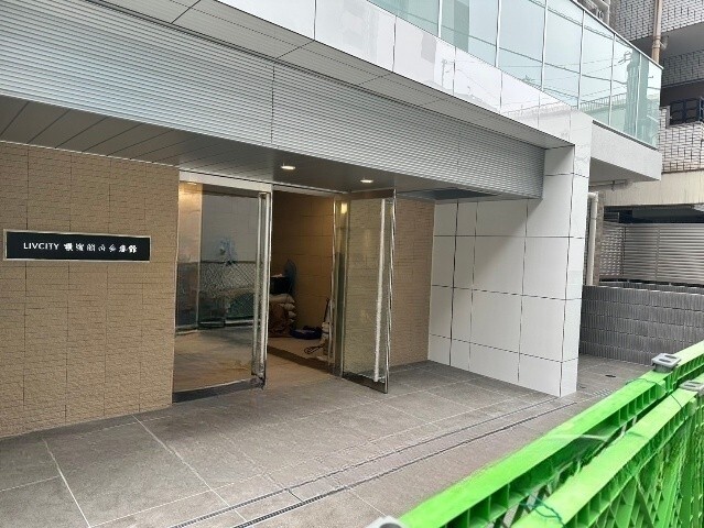 エントランス　分譲タイプです