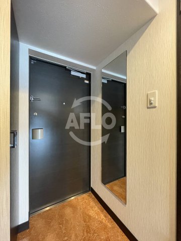 玄関　プレジオ九条　玄関