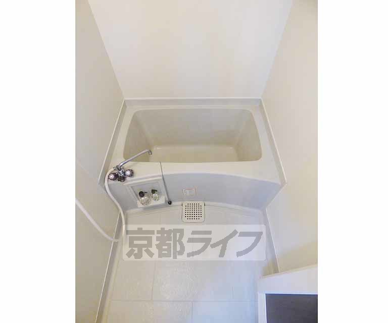 バス・シャワールーム　清潔感があります