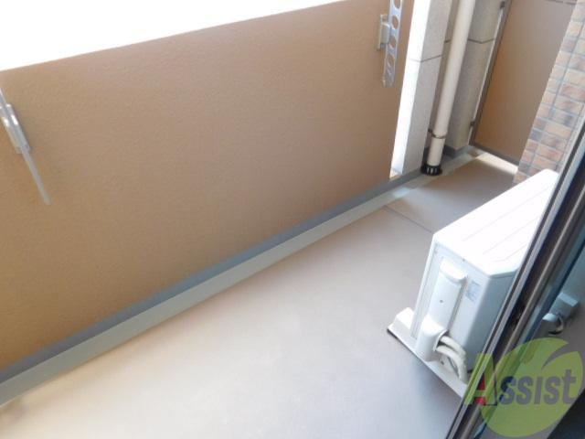 バルコニー　風通しの良いバルコニーですよ。