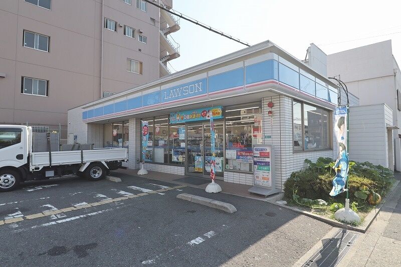 コンビニ　ローソン内環深江南一丁目店（コンビニ）まで297m
