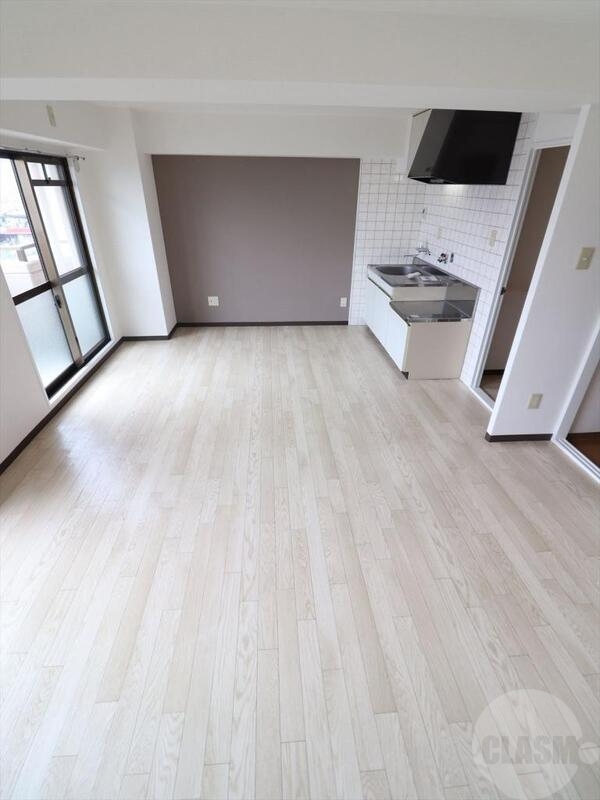 居室・リビング　１２帖のＬＤＫ