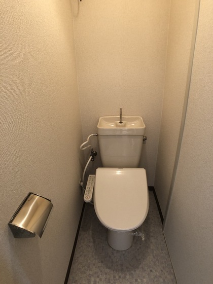 トイレ　他号室のお写真です