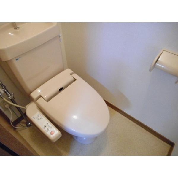 トイレ　他室参考写真