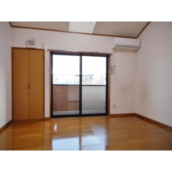 居室・リビング　他室参考写真