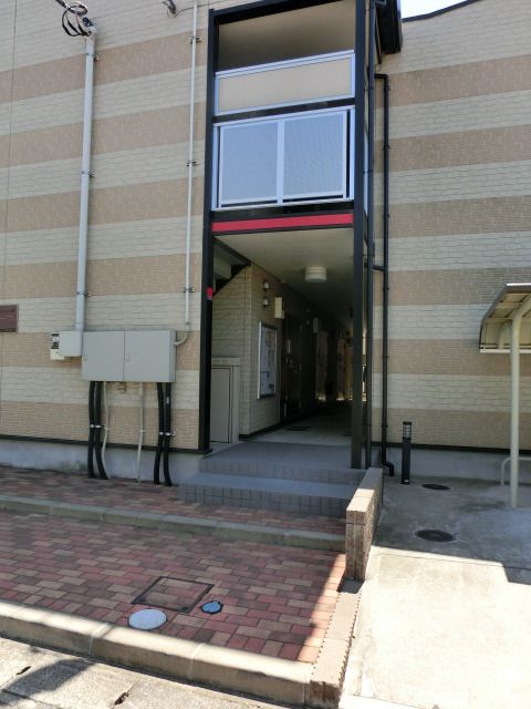 エントランス　エントランス