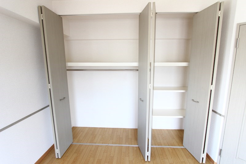 収納　※写真は別号室のものですので現状優先とさせていただきます