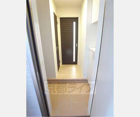 玄関　横にシューズボックス付いてます