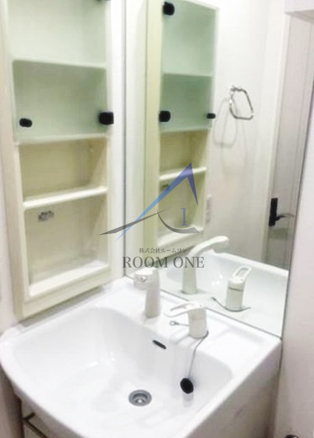 洗面設備　洗面台です。