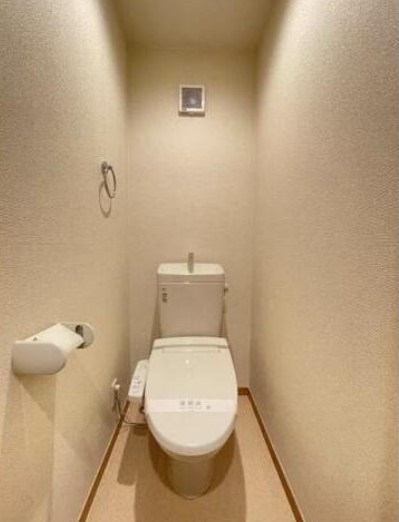 トイレ　※別部屋参考写真☆温水洗浄便座☆