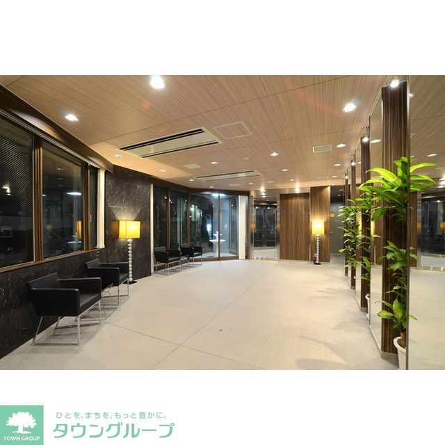 ロビー　エントランス