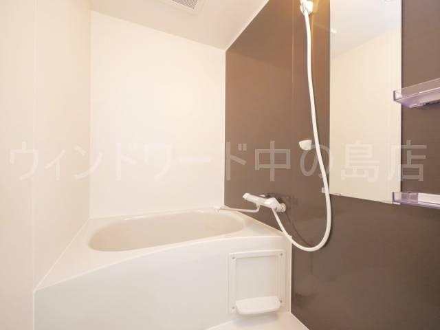 バス・シャワールーム　詳細は、ウィンドワード中の島店までご相談下さい。