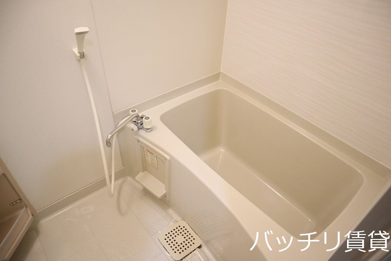 バス・シャワールーム　別号室イメージの為、現状を優先致します