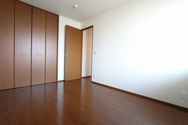 居室・リビング　鮮麗された寝室です。