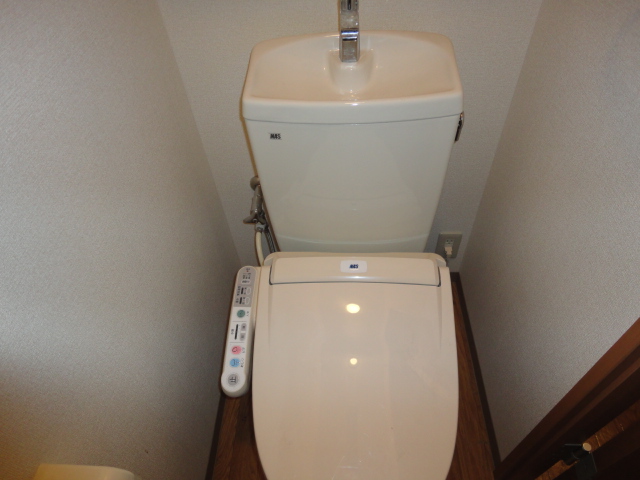 トイレ　シャワー付トイレ