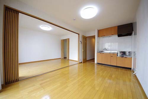 居室・リビング　リビング