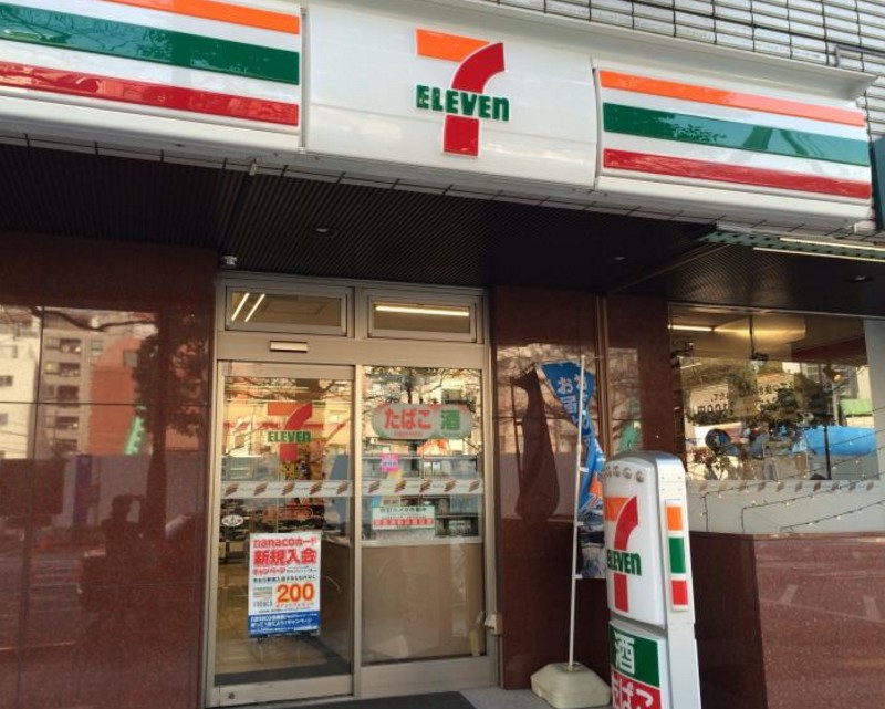 コンビニ　セブン－イレブン水天宮前店（コンビニ）まで502m