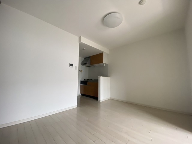 居室・リビング　別号室の写真です