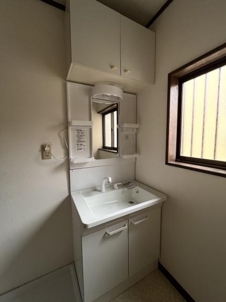 洗面設備　独立洗面台