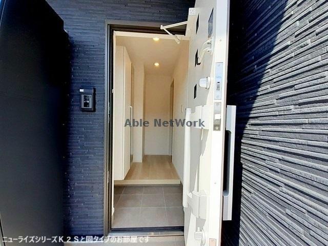 玄関　同タイプ部屋参照