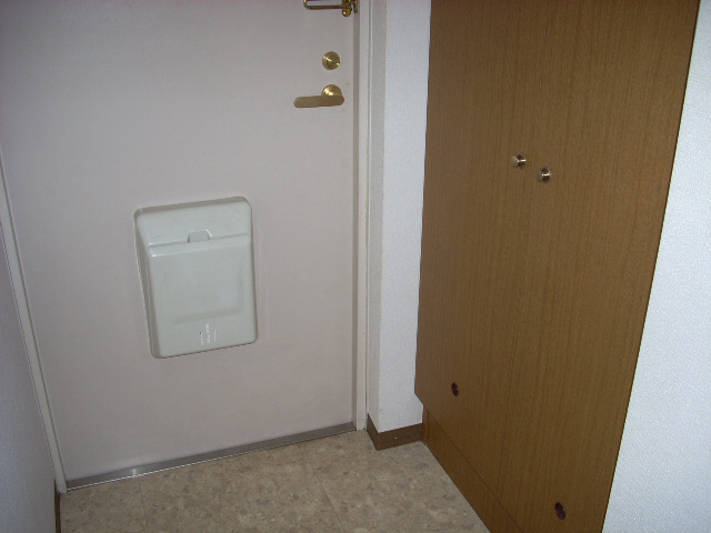 玄関　※別部屋写真