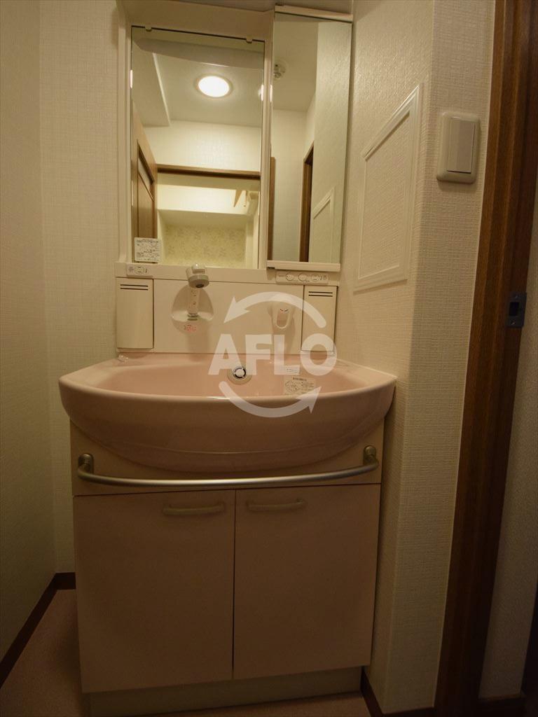 洗面設備　ロジュマン浪速　独立洗面台