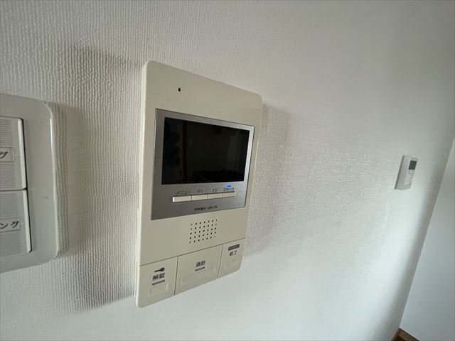 セキュリティ　※同建物別部屋の写真になります。
