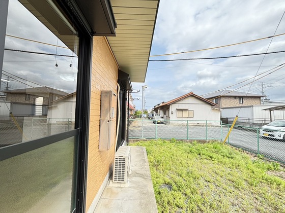 バルコニー　テラス