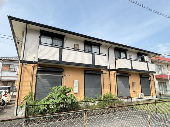 建物外観　駐車場