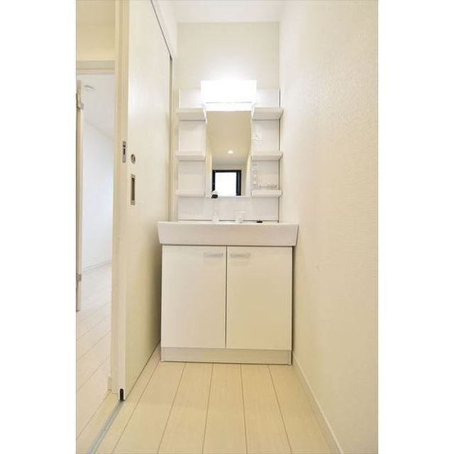 洗面設備　ブリリアント要町　豊島区要町2