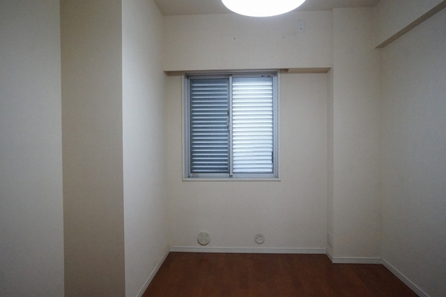 収納　洋室６．５畳　２０２０．１２月撮影