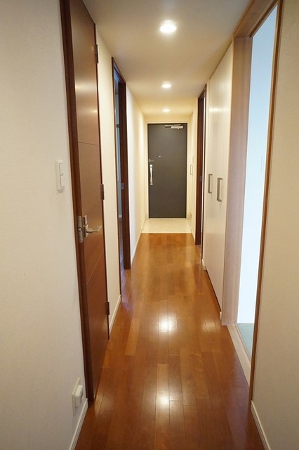 玄関　２０２０．１２月撮影