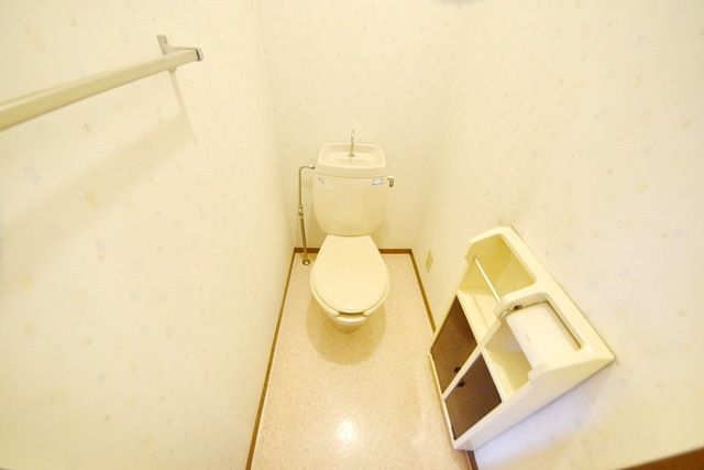 トイレ　★お問い合わせはタウンハウジング★