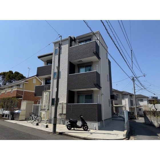 建物外観　防犯カメラ、オートロック、宅配ボックス設置物件★