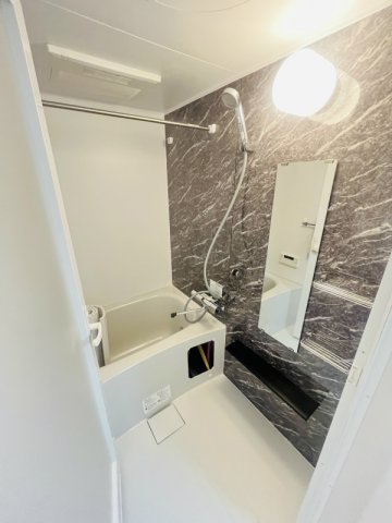 バス・シャワールーム　日々の暮らしに欠かせないお風呂です