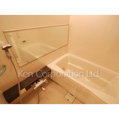 バス・シャワールーム　同タイプ6階のお部屋を撮影。仕様が異なることがあります。