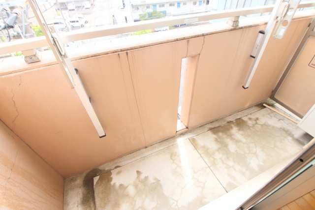 バルコニー　※別室の参考写真の為、現況優先です。