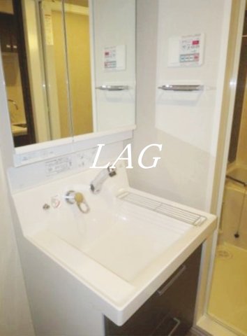 洗面設備　独立洗面台です。