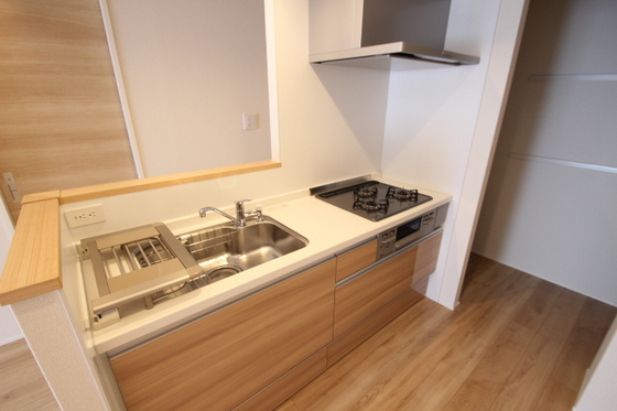 キッチン　※別部屋の写真です