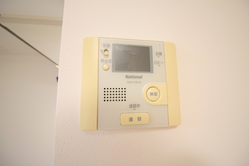 セキュリティ　来客の顔が見えて安心！TVモニターホン付きです♪