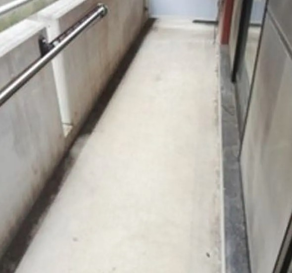 バルコニー　別室参考