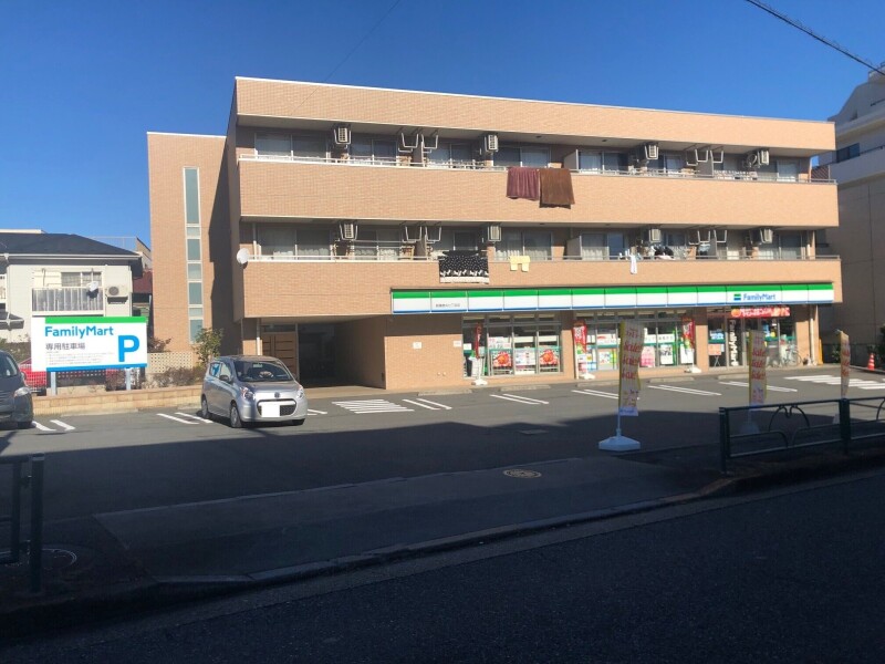 コンビニ　ファミリーマート板橋徳丸七丁目店（コンビニ）まで750m