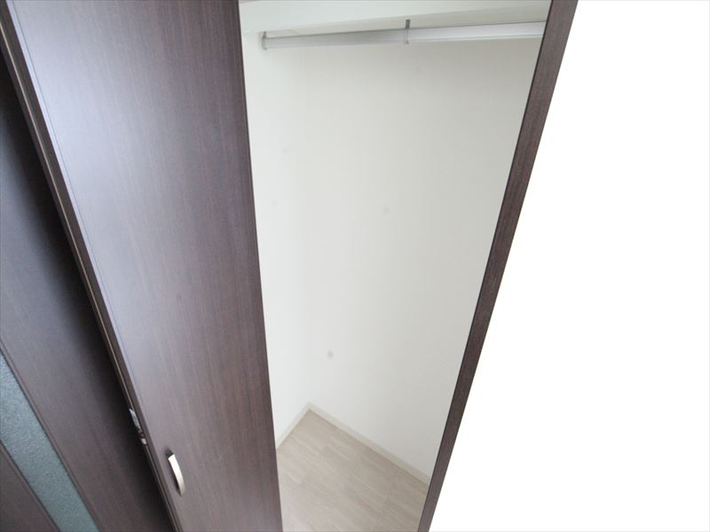 収納　クローゼット付